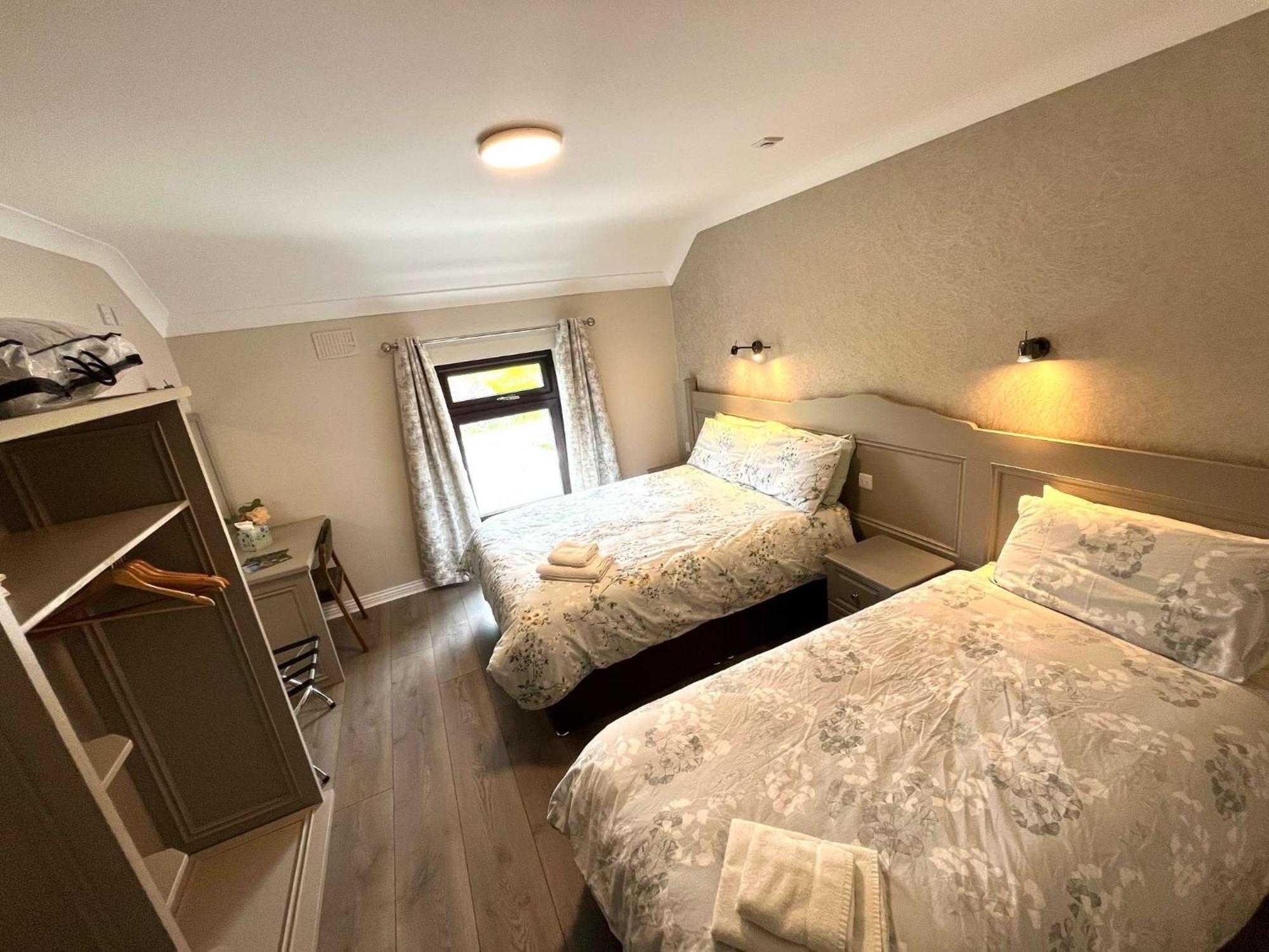 Tigh Fitz Apartments - Inis Mor, Aran Island Exterior photo